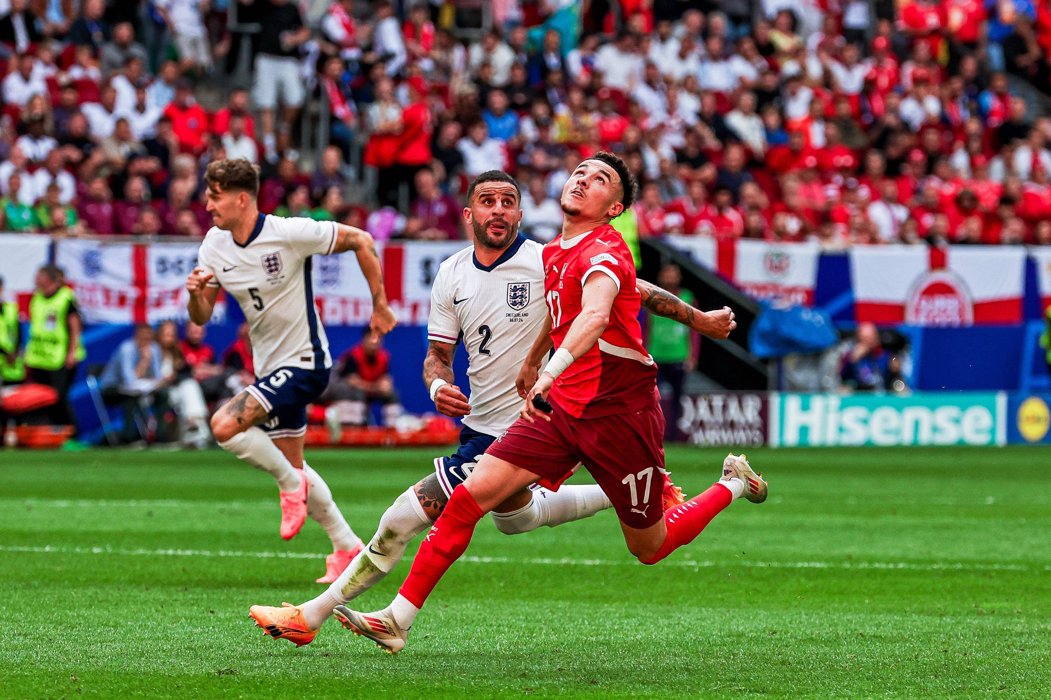 冷门频出!欧洲杯战况跌宕起伏 冷门频出!欧洲杯战况跌宕起伏
