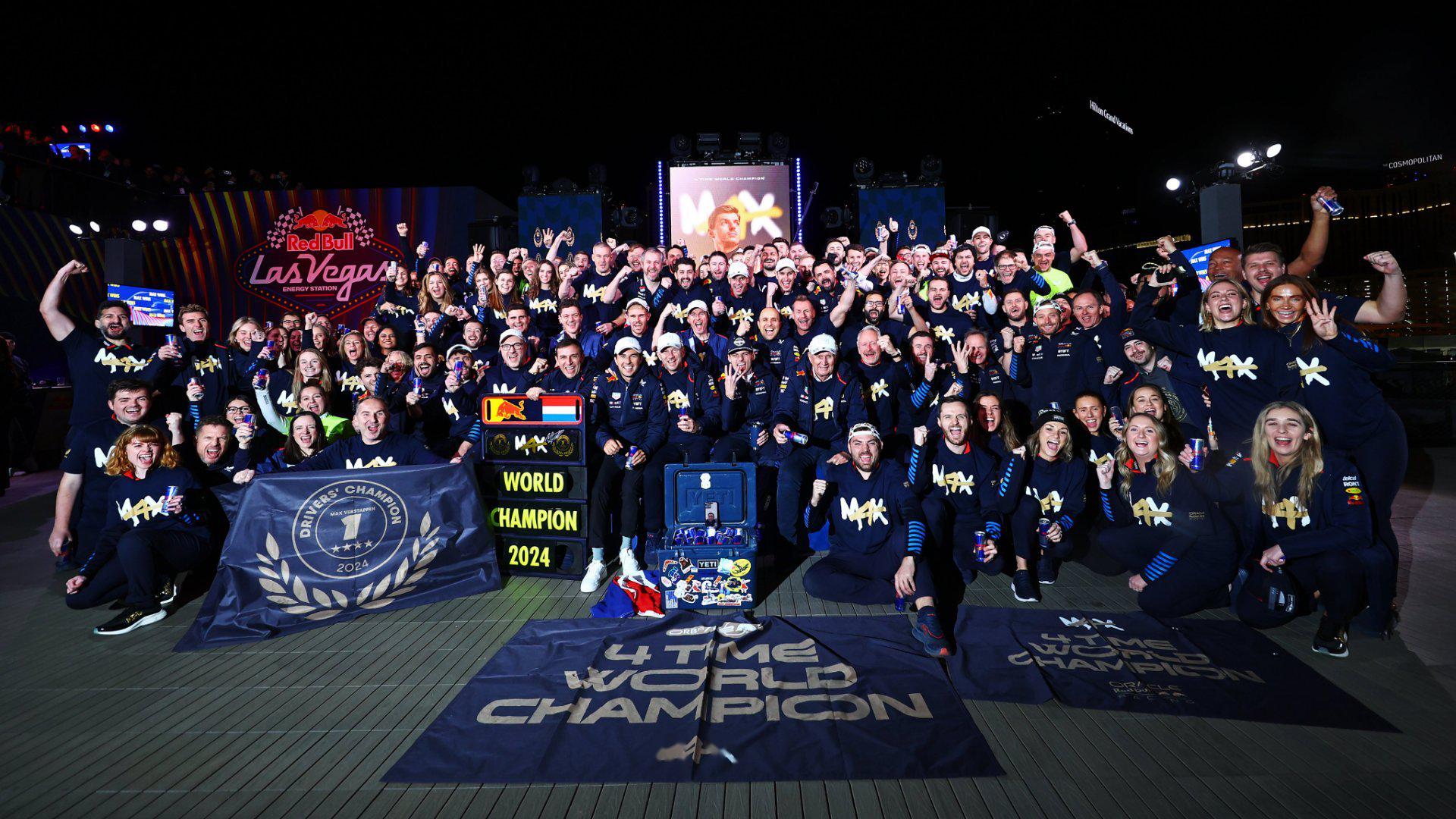 红牛车队逆转梅赛德斯，维斯塔潘扛起全队的简单介绍