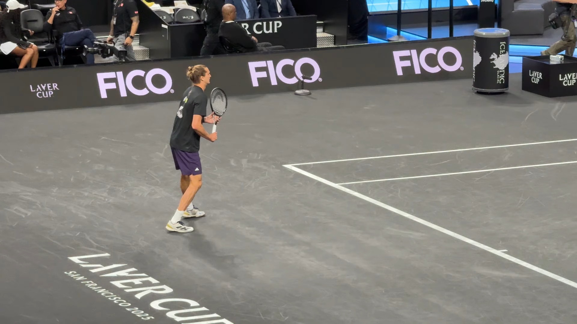 澳网横扫拉沃尔杯，兹维列夫关键制胜的简单介绍