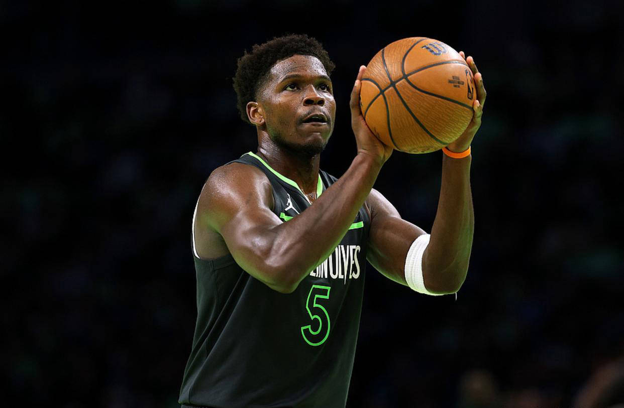 公牛轻取掘金，字母哥高光表现