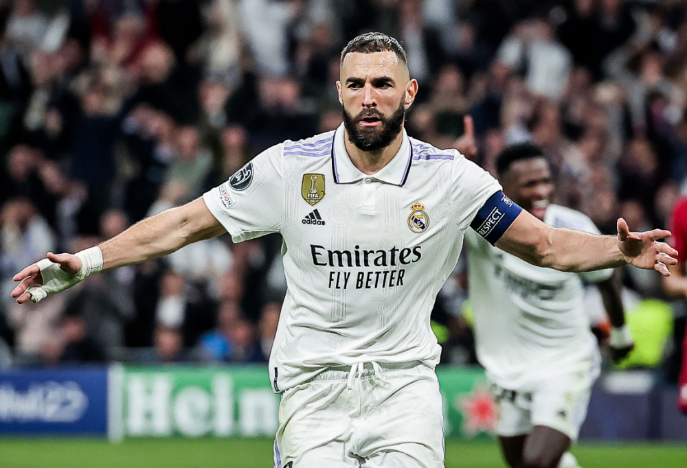 莱比锡红牛横扫智利，本泽马关键制胜