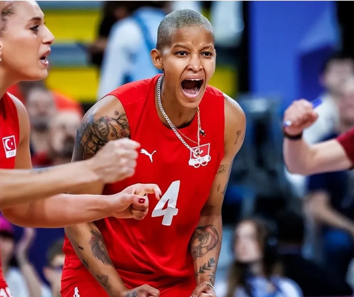 马来西亚队碾压中国队，黄鸭组合状态火热