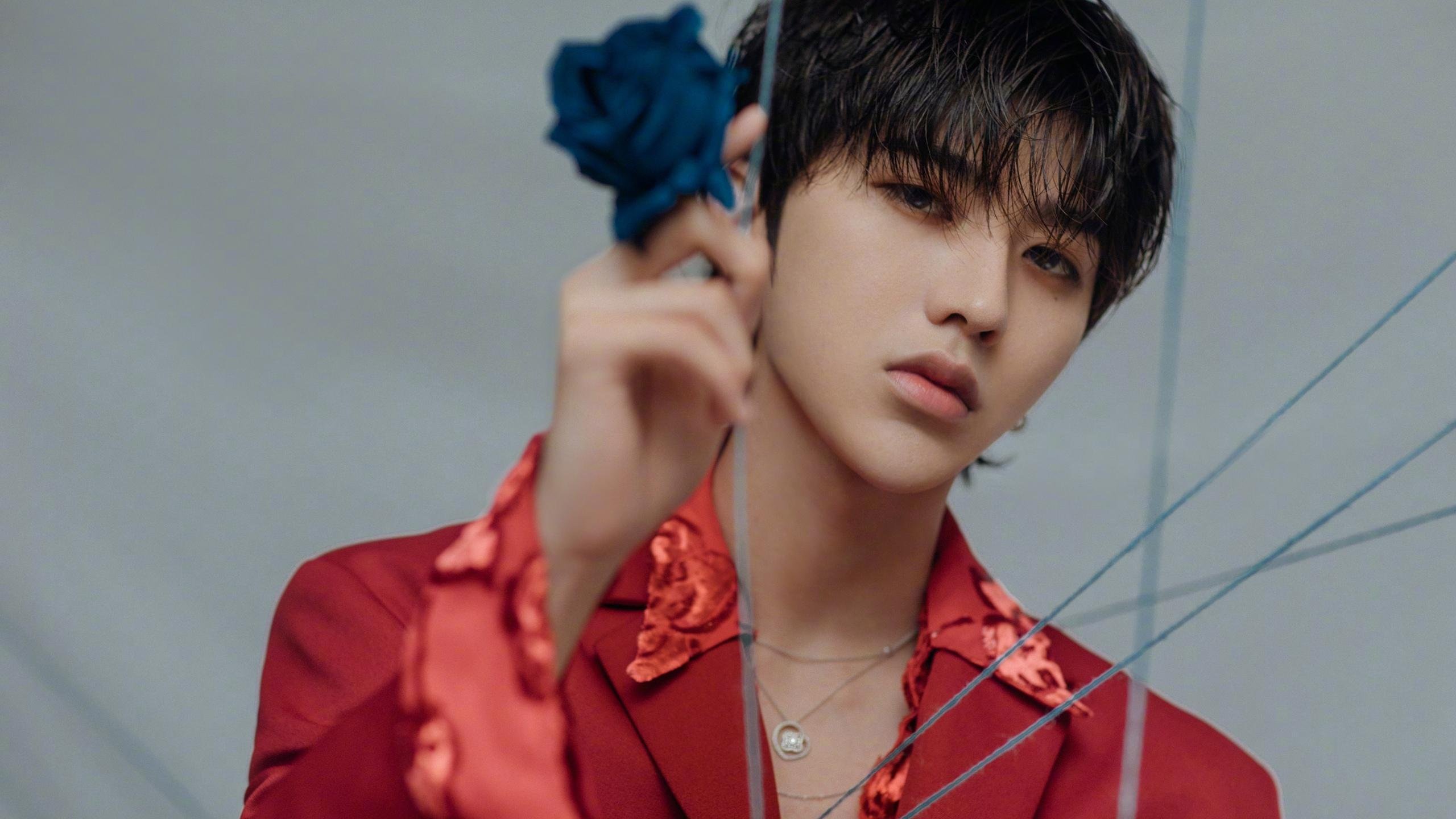 王子公园的引擎轰鸣，当格列兹曼在绿茵F1赛道上接管比赛