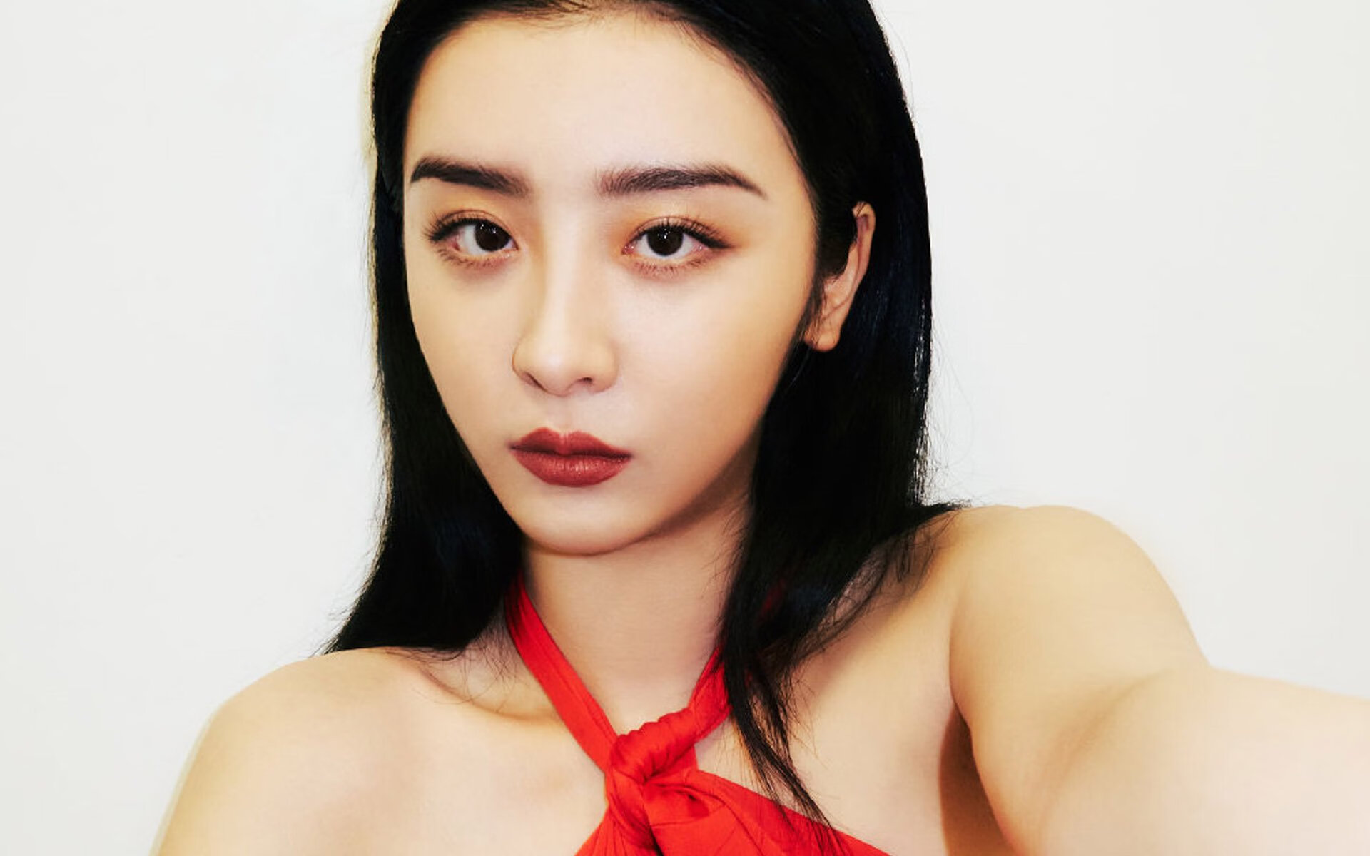 奇迹的注脚，当南美风暴掠过威尔士海岸，巴西铁腰已在安菲尔德校准时间