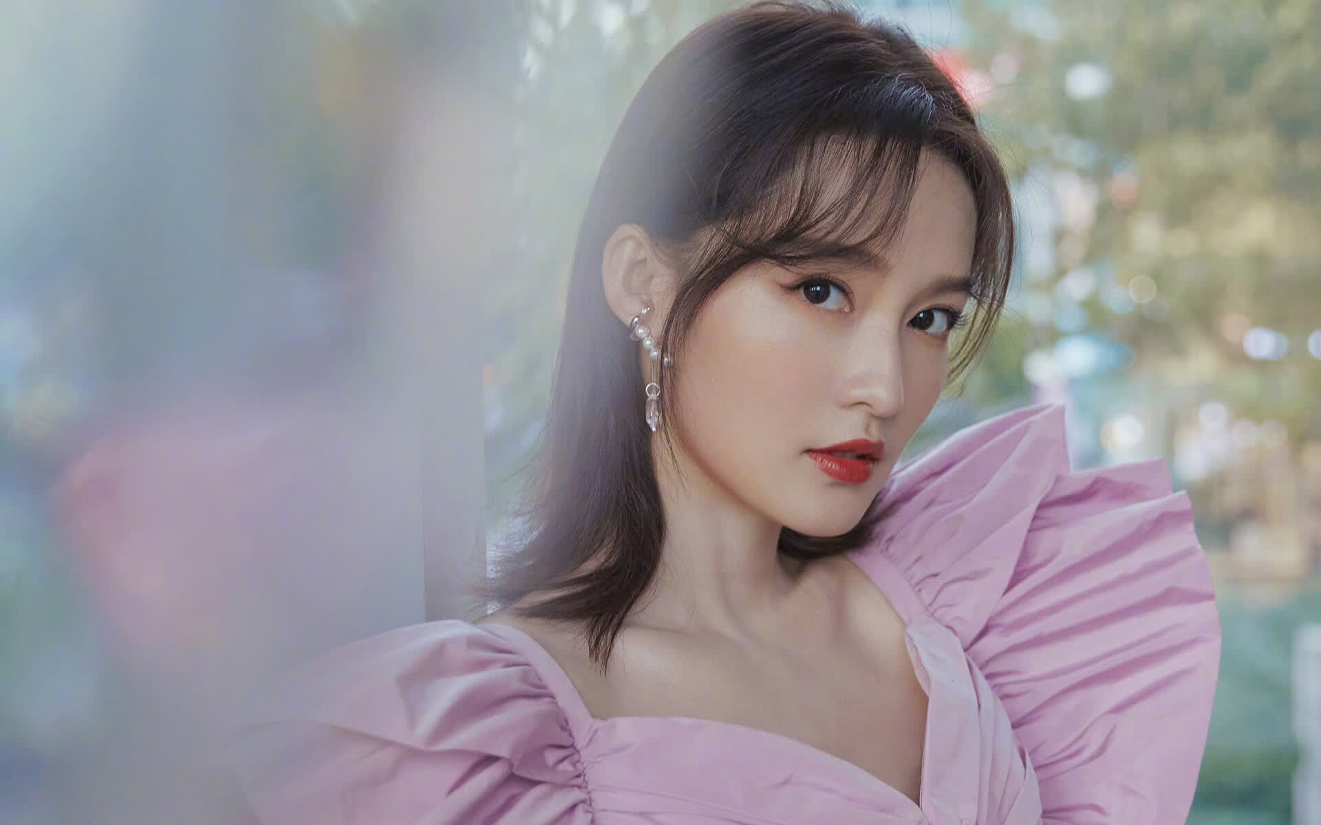 冰原与樱花的交响曲，2026世界杯，一场攻守转换的极致风暴，与久保建英那刺穿极夜的一击
